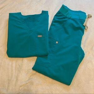 Teal Figs Set